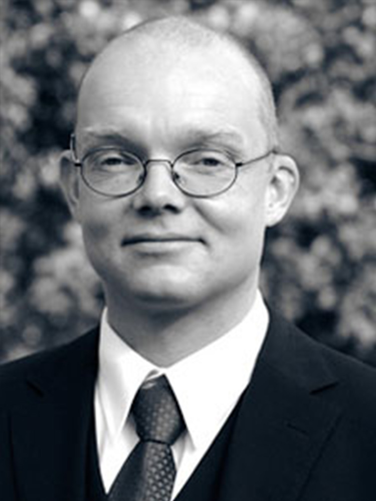 Dr. Patrick Schorsch